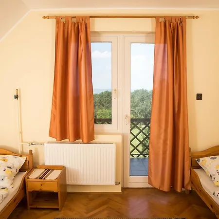 Hubertus Vadaszhaz Guest house *